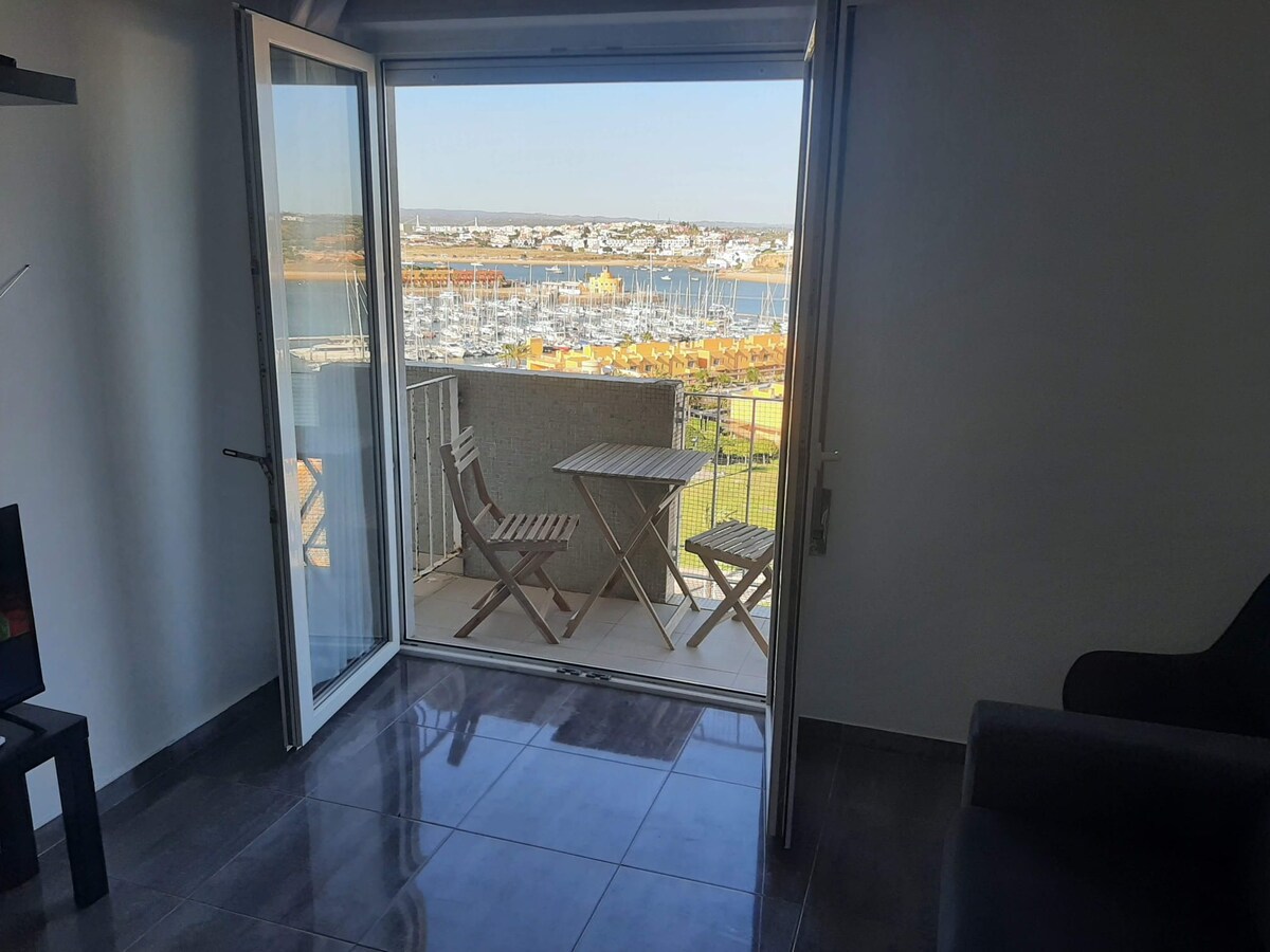 غرفة المعيشة