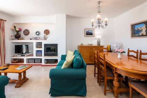 Popular Airbnb listing: Benagil - Sea view apartment with parking & pools in União Das Freguesias De Lagoa E Carvoeiro