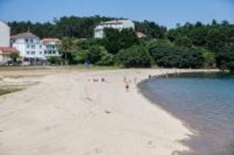 Duplex right from Playa Camarinas La Coruña beach