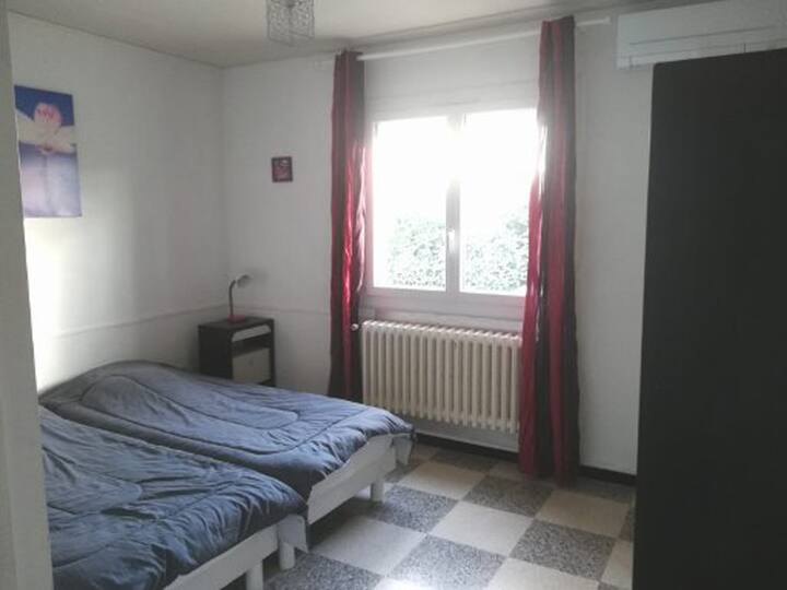 საძინებელი 2