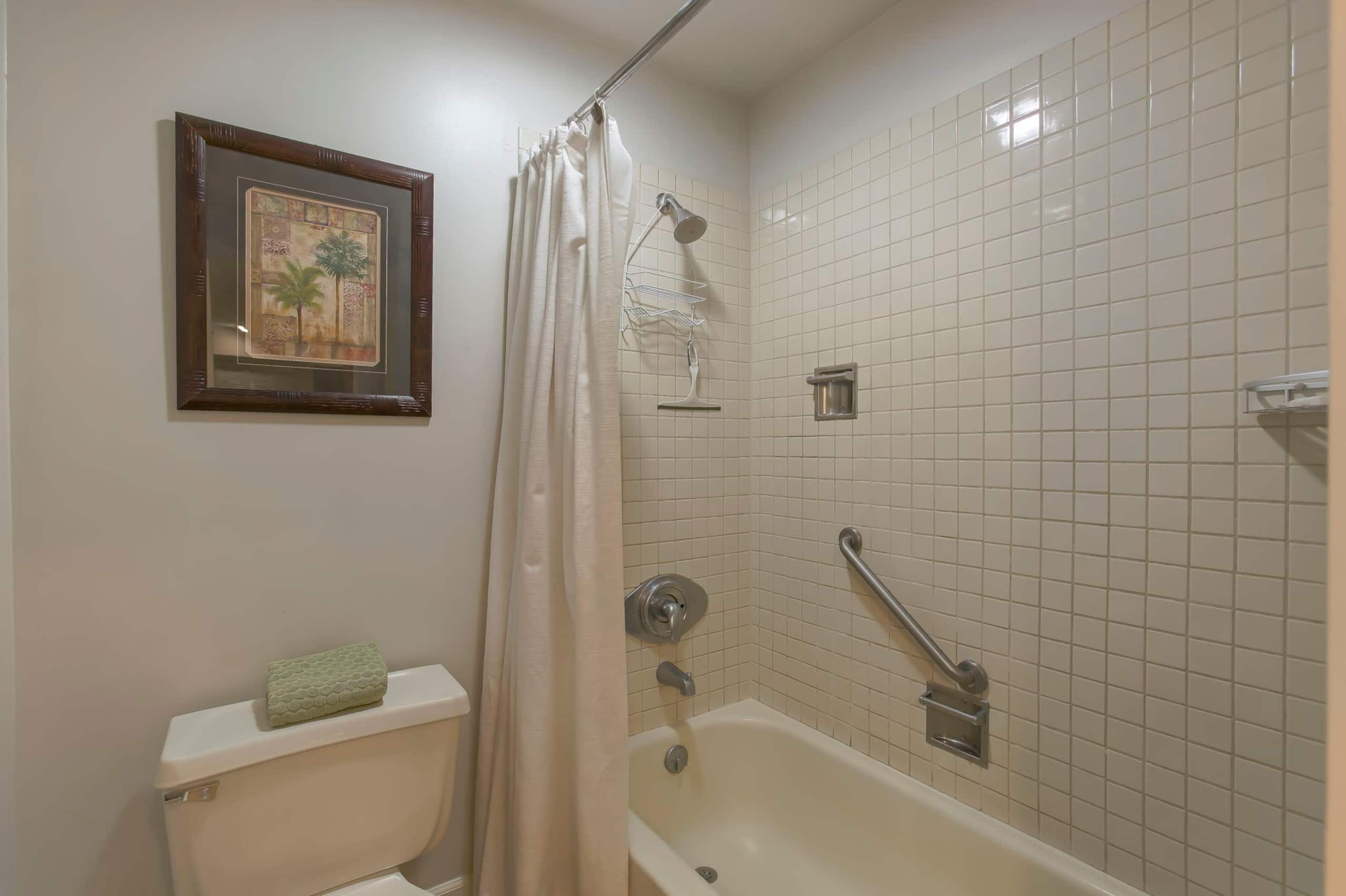 Condo in Kihei · ★4.97 · 1 bedroom · 2 beds · 2 baths - Image 15
