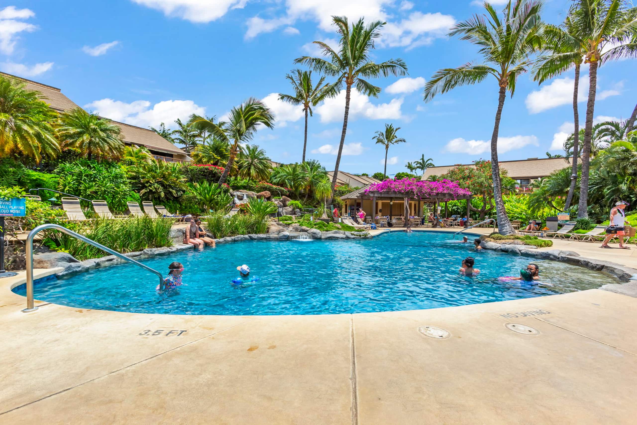 Condo in Kihei · ★4.97 · 1 bedroom · 2 beds · 2 baths - Image 17
