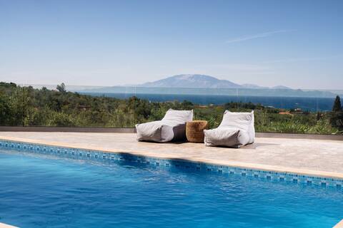 Villa Venia - 2 Bedroom Villa with Private Pool