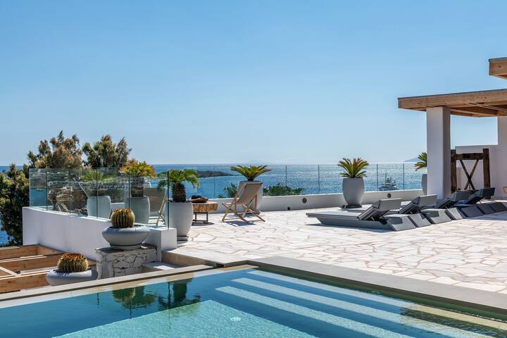 Villa Lilium I-Overlooking Psarou Bay, Mykonos gallery image 5