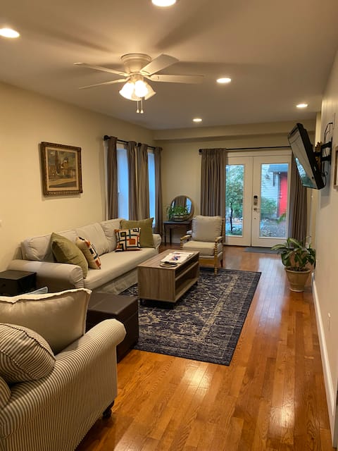 Successful Airbnb property: Renovated Historic House on Quiet Brick Street in Columbus