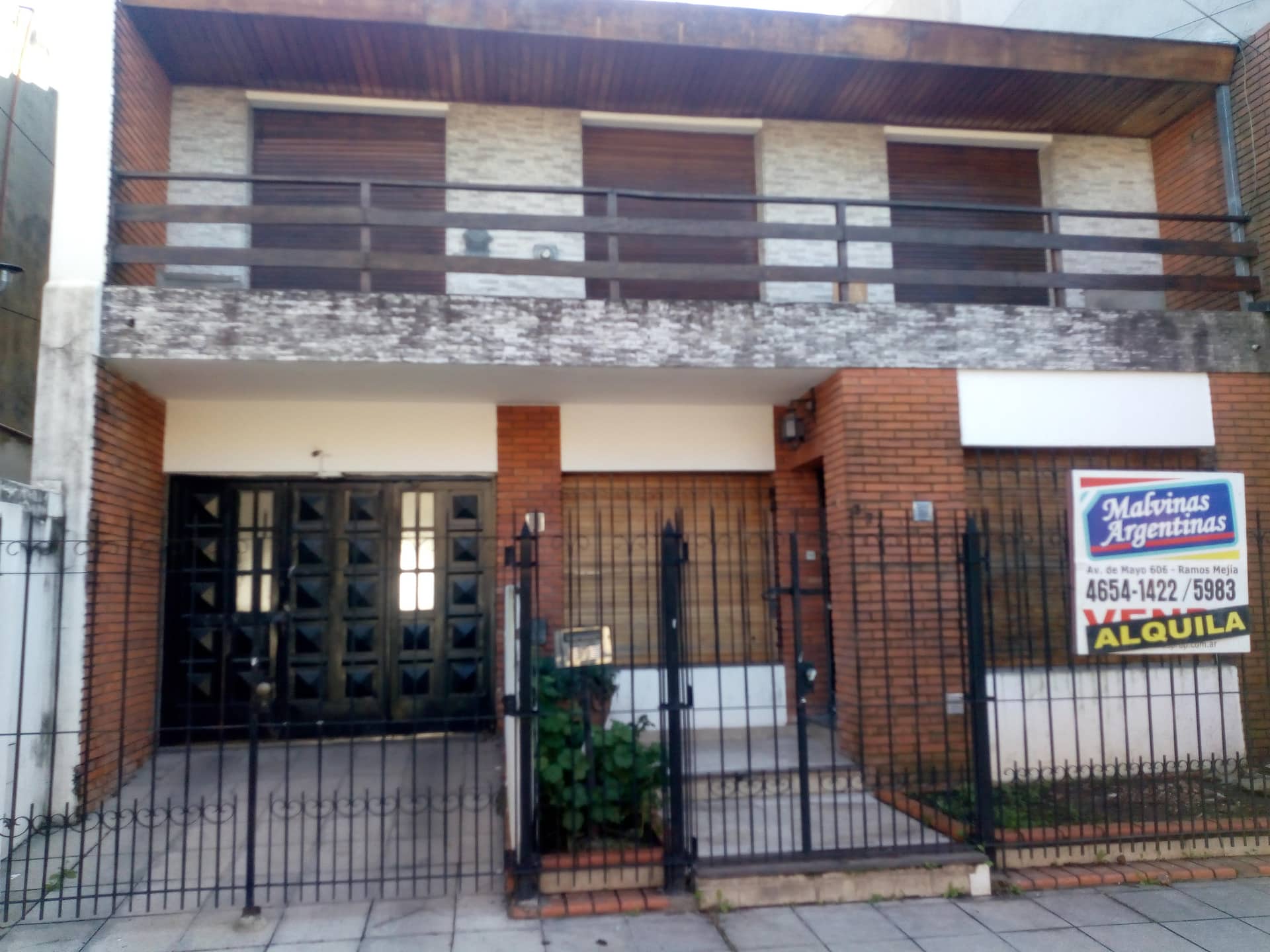 Three-bedroom apartment in La Matanza