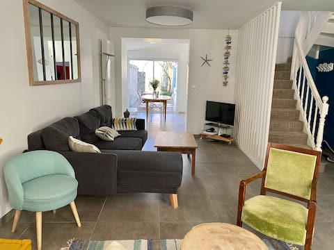 Popular Airbnb listing: House in the heart of Piriac-sur-Mer, 80 m from the beach in Piriac Sur Mer