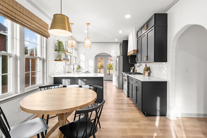 East Nashville Historic Home Close to Broadway