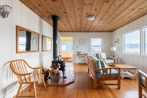 Sea Mist Cottage | Coastal Charm w/ Stunning Views