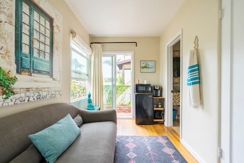 Popular Airbnb listing: Hermosa Beach Gem in Hermosa Beach