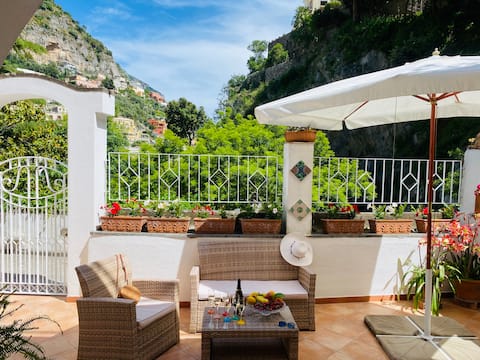 Proprietà Airbnb di successo: Casa Angela Positano Center a Positano