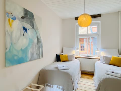 (D) a home in Lüneburg - quiet & very central