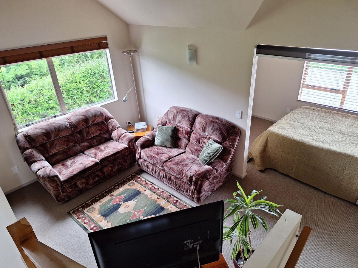 Top Airbnb: Lake Okareka - Peninsula Paradise in Rotorua District South