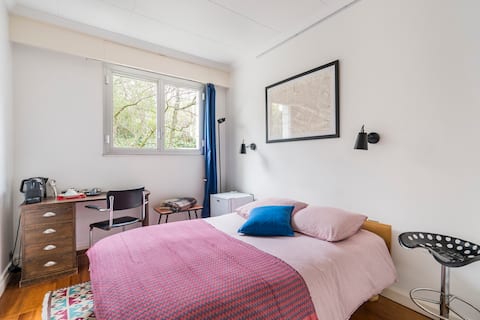 Successful Airbnb property: Independent room on the Parc de la Tête d'Or in Lyon 6e Arrondissement
