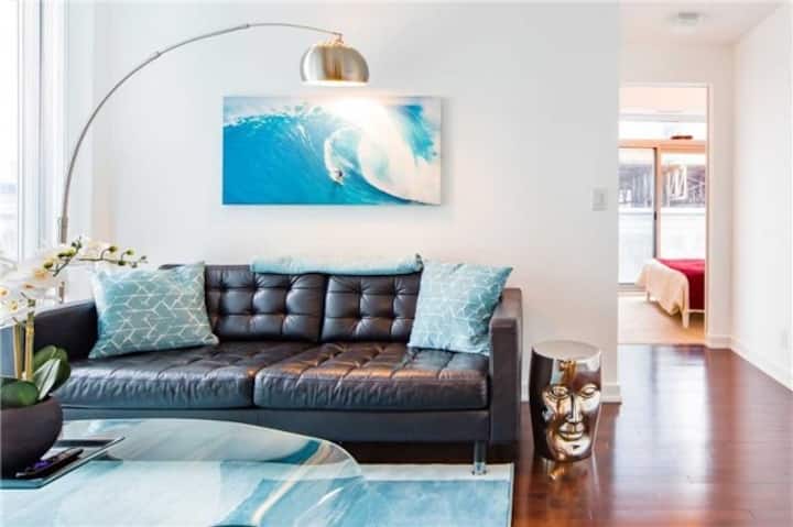 Toronto - Central Location - Access To City & More