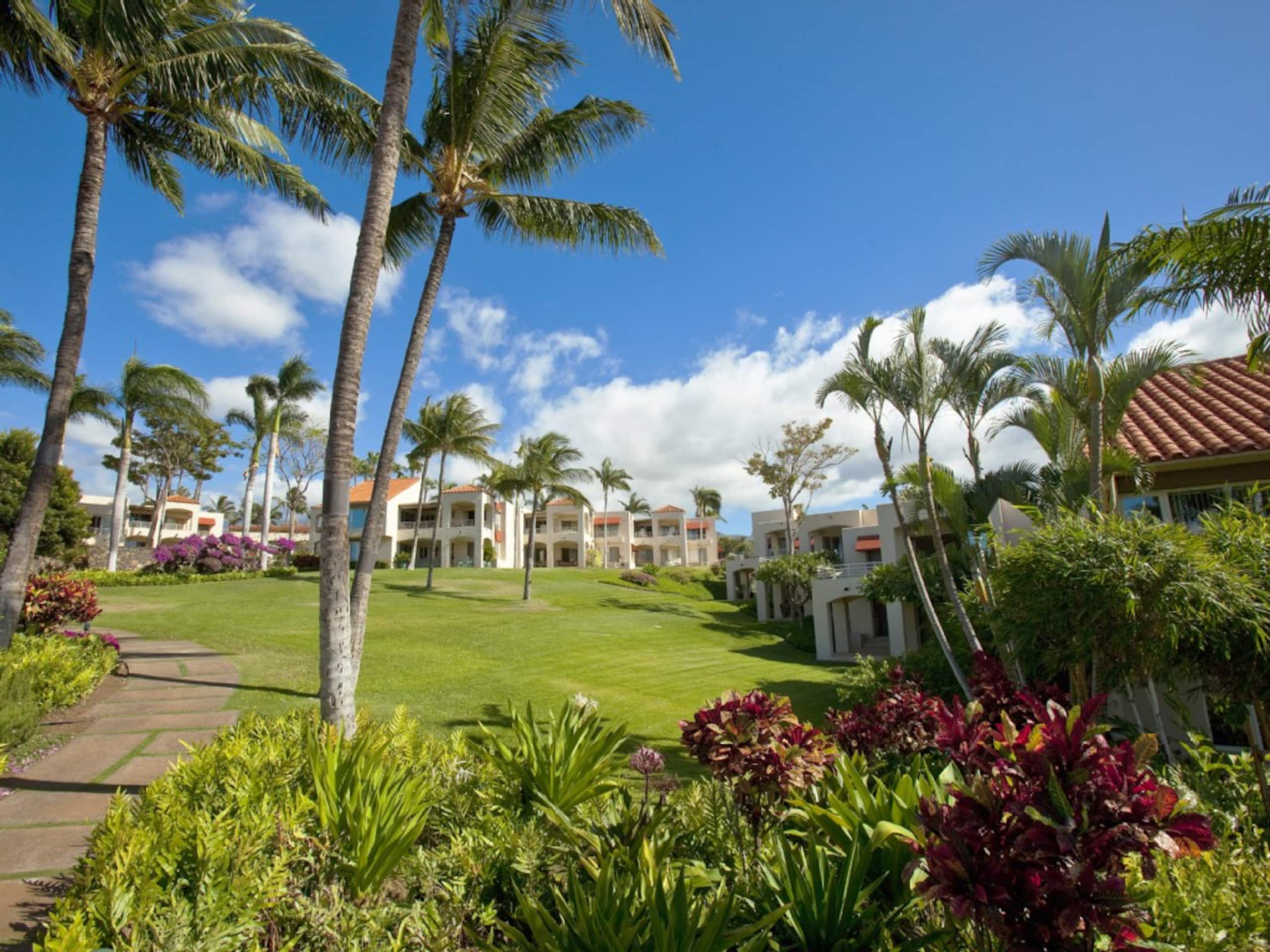 Condo in Kihei · ★4.99 · 1 bedroom · 1 bed · 2 baths - Image 3
