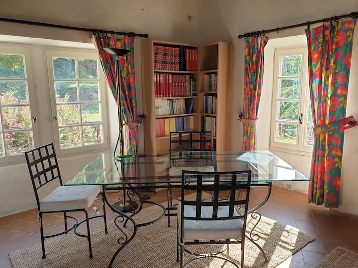 غرفة نوم في الطابق الأول 40 مترًا مربعًا