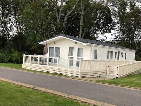 Chewton Bunny Lodge