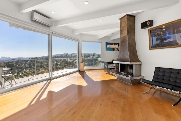 Hollywood hills 3bd/2bath House with Amazing View