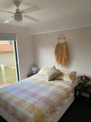 Relaxed Beachside Living gallery image 4