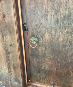 Guest entrance wider than 32 inches