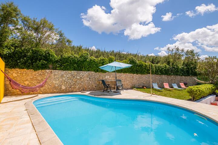 ERICEIRA SEA VIEW VILLA: