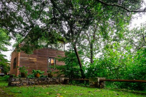 Cabaña Palafito-La Casa de los Cuatro Vientos