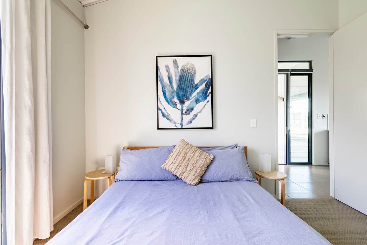 מיטת קווין סייז.