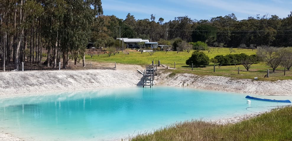 Oldmeadow’s Orchard Farm Stay – with Tennis Court