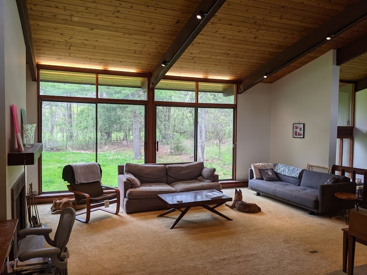 MidCentury Modern Home in Ithaca, Near Cornell Houses for Rent in