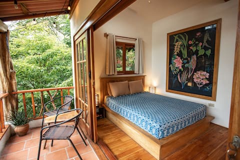 Treetop views of the Pacific in a boutique cabaña
