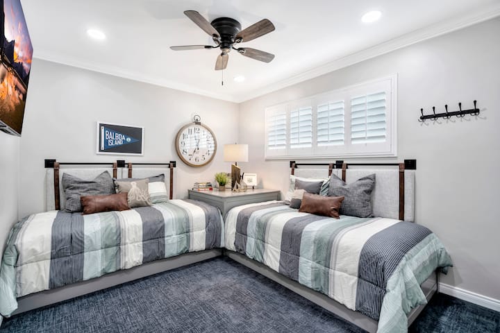 Segundo dormitorio con dos camas individuales/también tiene cama nido 