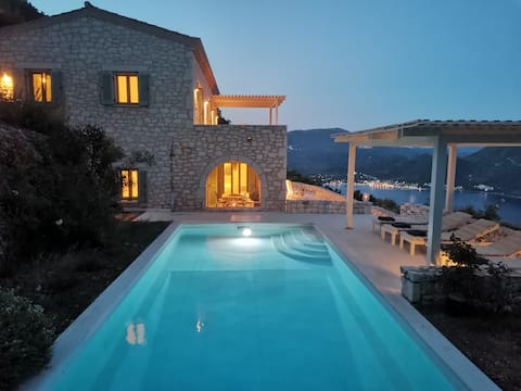 Urania Villa Eos, private pool, tranquil location