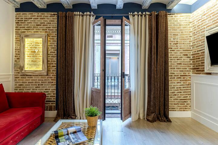 Apartamento Superior by Colon EnjoyBCN Apts gallery image 4