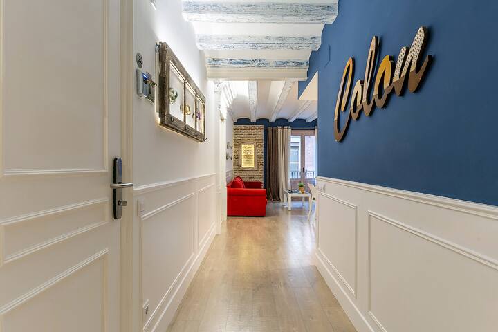 Apt Superior with breakfast by Colon EnjoyBCN Apts gallery image 2