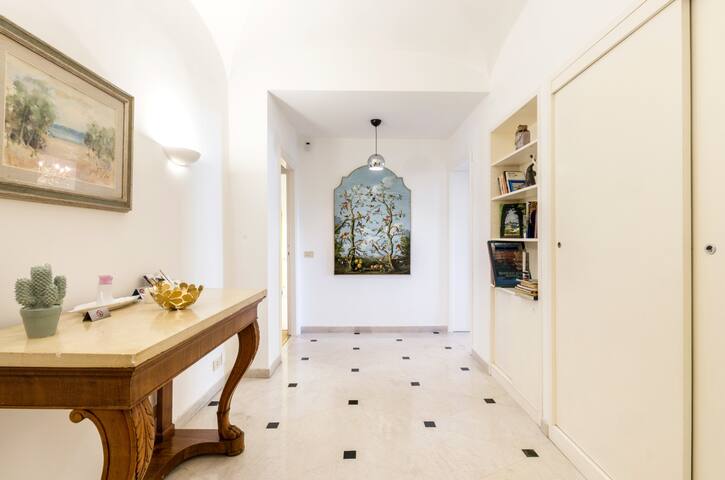 Aventino Suite, pleasant oasis in heart of Rome gallery image 2