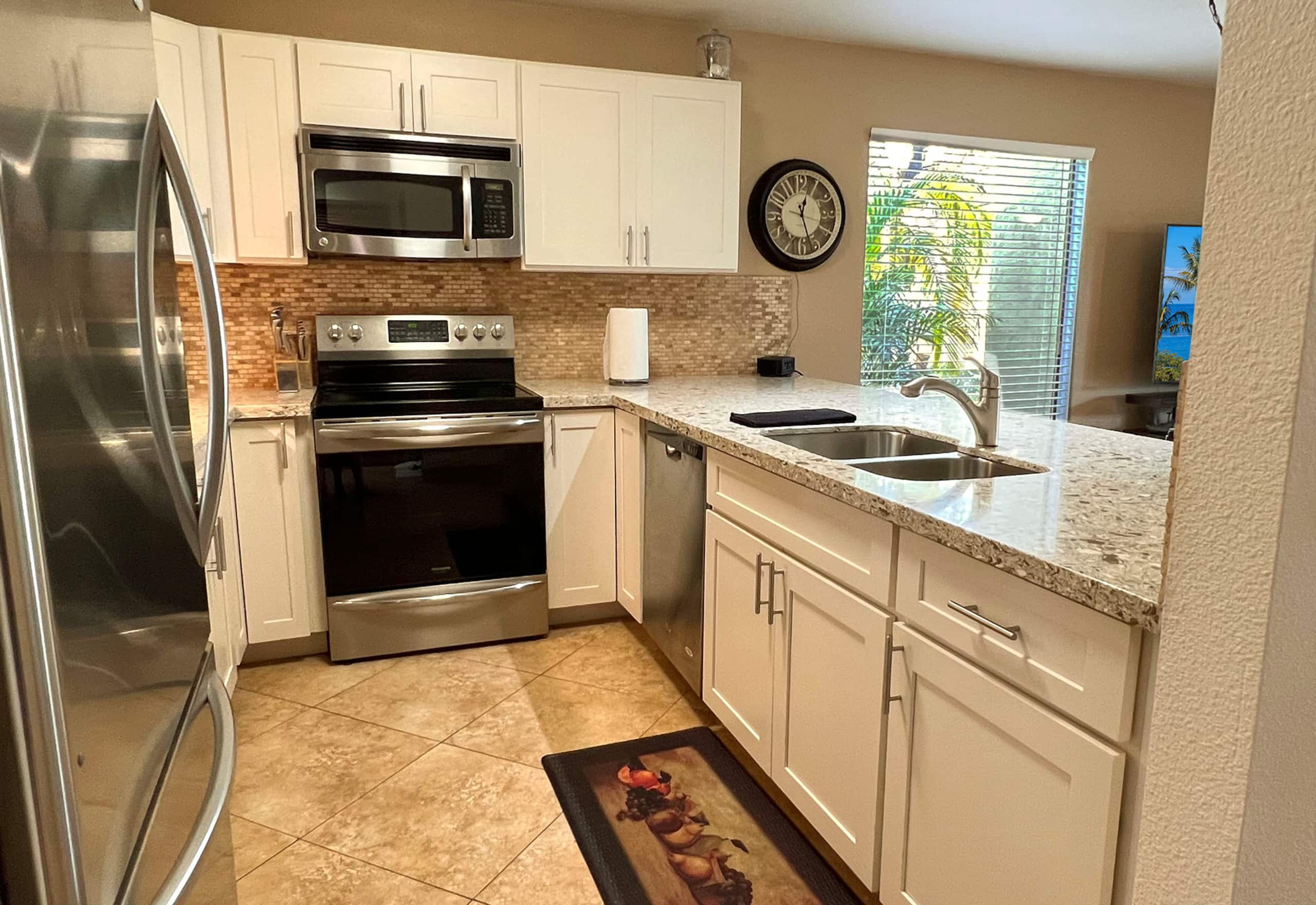 Condo in Kihei · ★4.97 · 1 bedroom · 2 beds · 2 private baths - Image 6