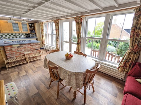 Clara Cottage: Perfect - comfortable and stylish
