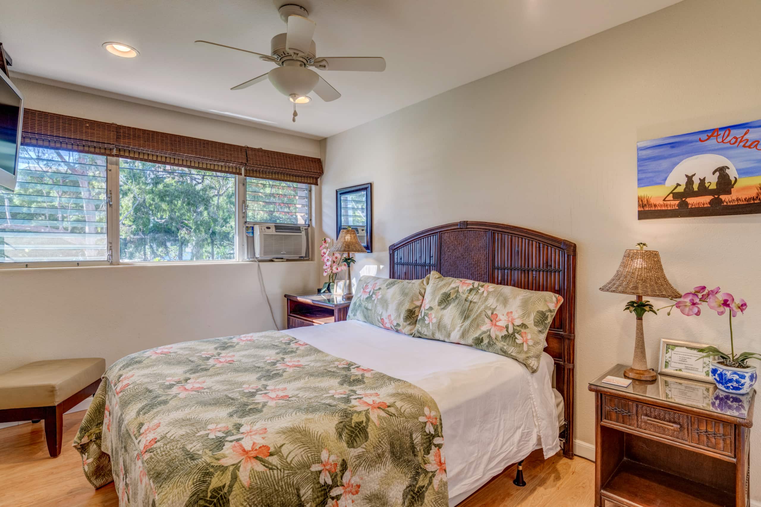 Townhouse in Lahaina · ★4.64 · 2 bedrooms · 2 beds · 2 baths - Image 23
