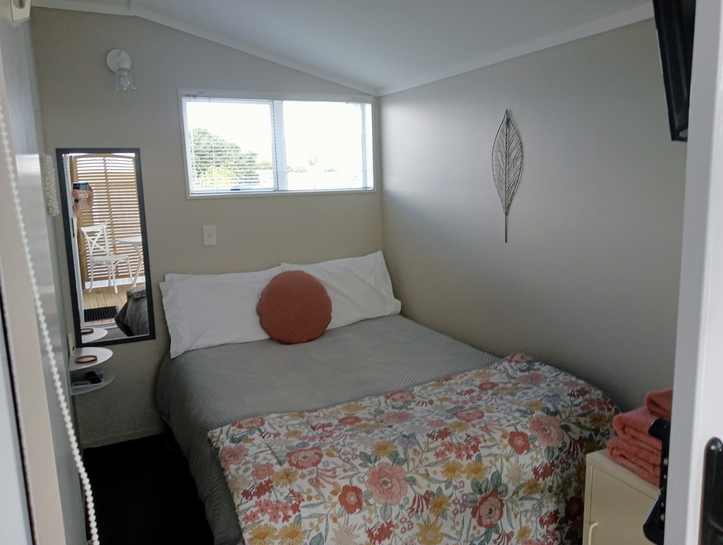 Private 1 Bedroom Guesthouse In Central Whangamata 5