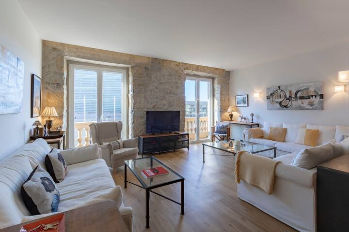 LUX ZURRIOLA : Beach Front Apartment – Kursaal gallery image 3