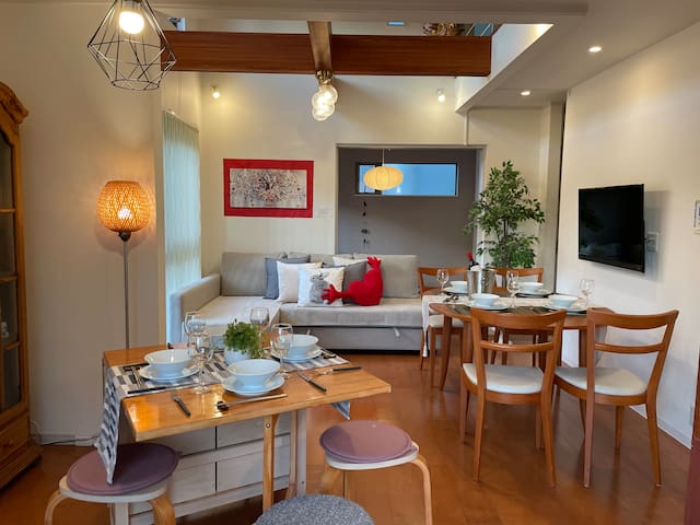 12Persons, Parking, WiFi, 7min walk from station