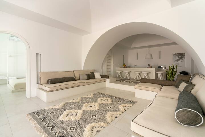 Le Blanc Resort Santorini – Two Luxury Houses gallery image 2