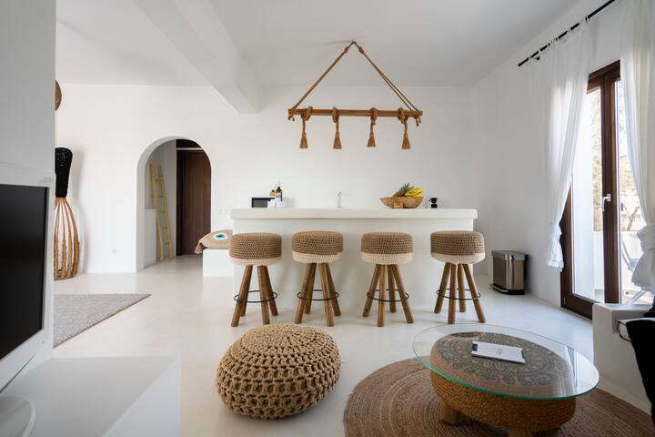 Le Blanc Resort Santorini – Two Luxury Houses gallery image 3