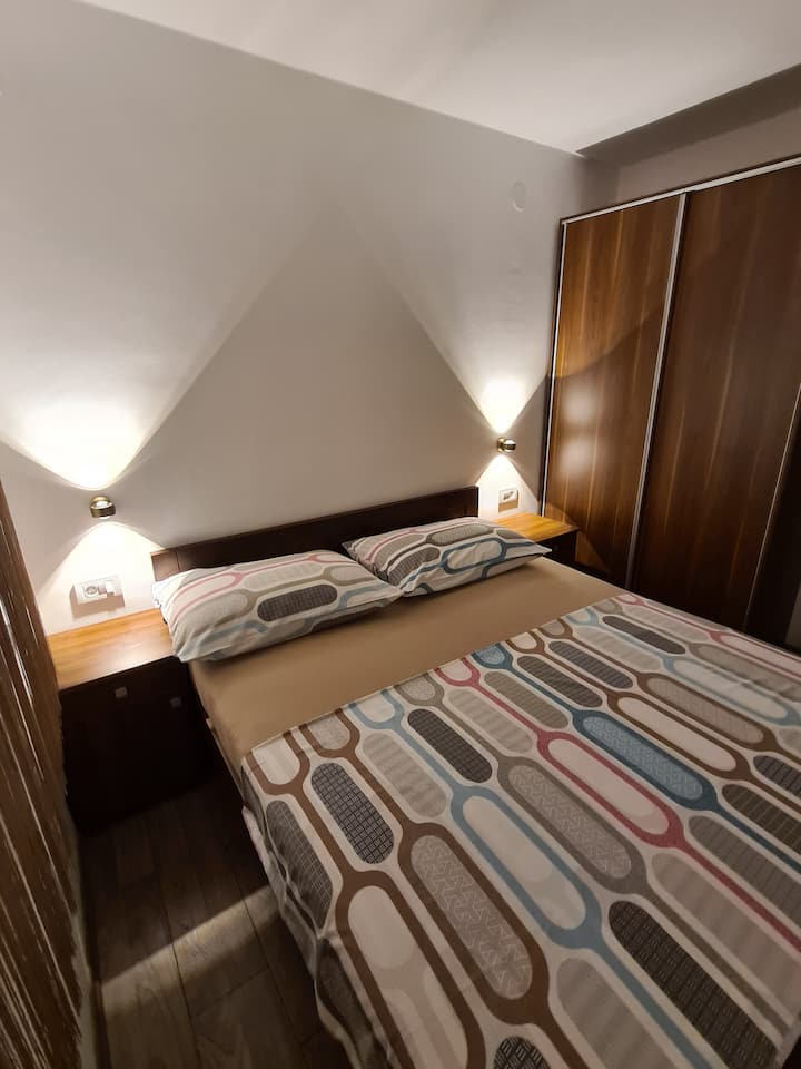 غرفة النوم 1