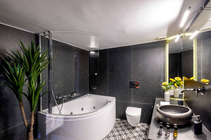 Live Your Myth Under The Acropolis@Plaka gallery image 4