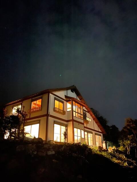 絶景宿ゆづり葉　yuzuriha