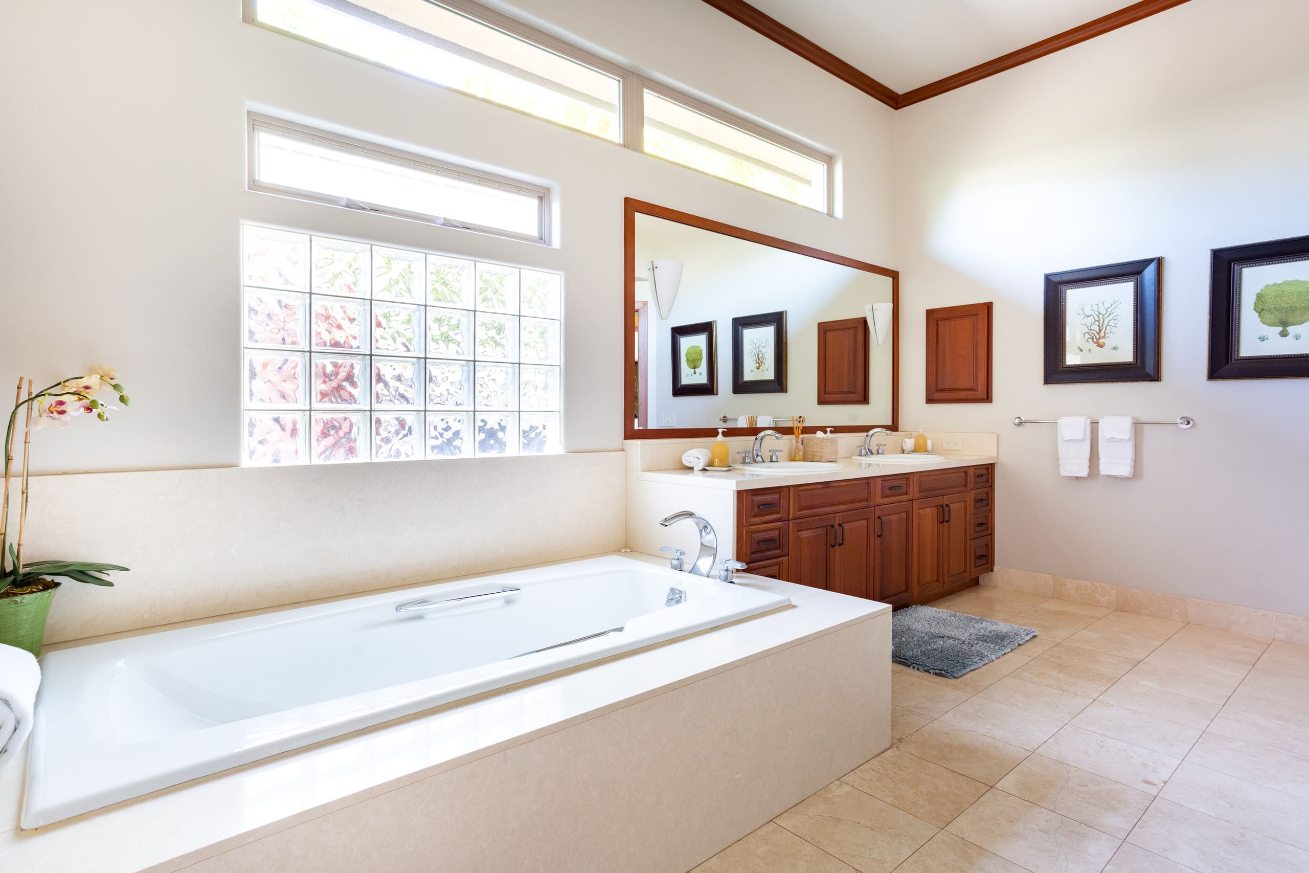 Home in Waimea · ★5.0 · 3 bedrooms · 4 beds · 3.5 baths - Image 17