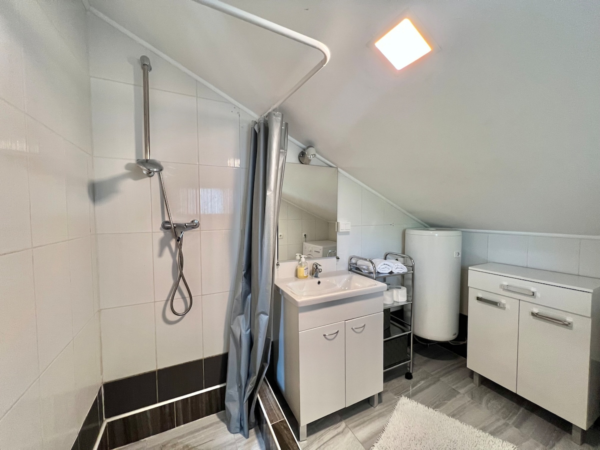 Apartman sa bazenom Milly