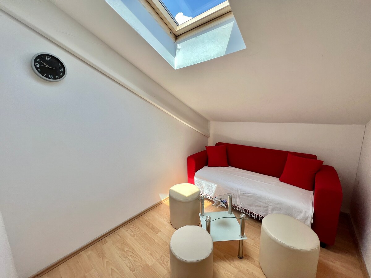 Apartman sa bazenom Milly